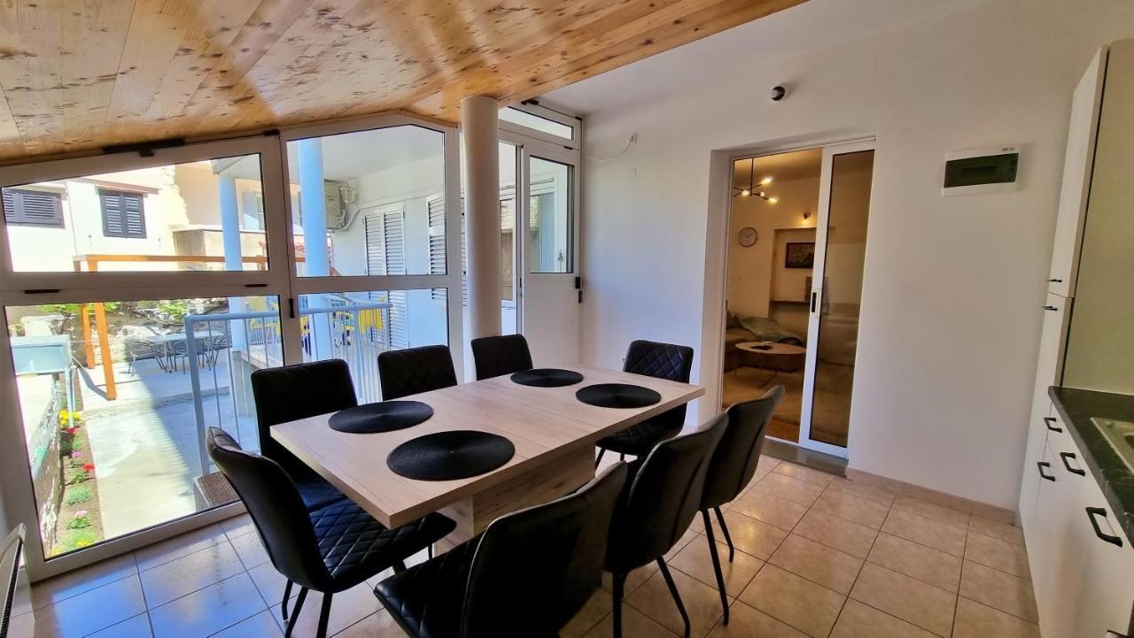 Apartment Hana Omiš Exterior foto