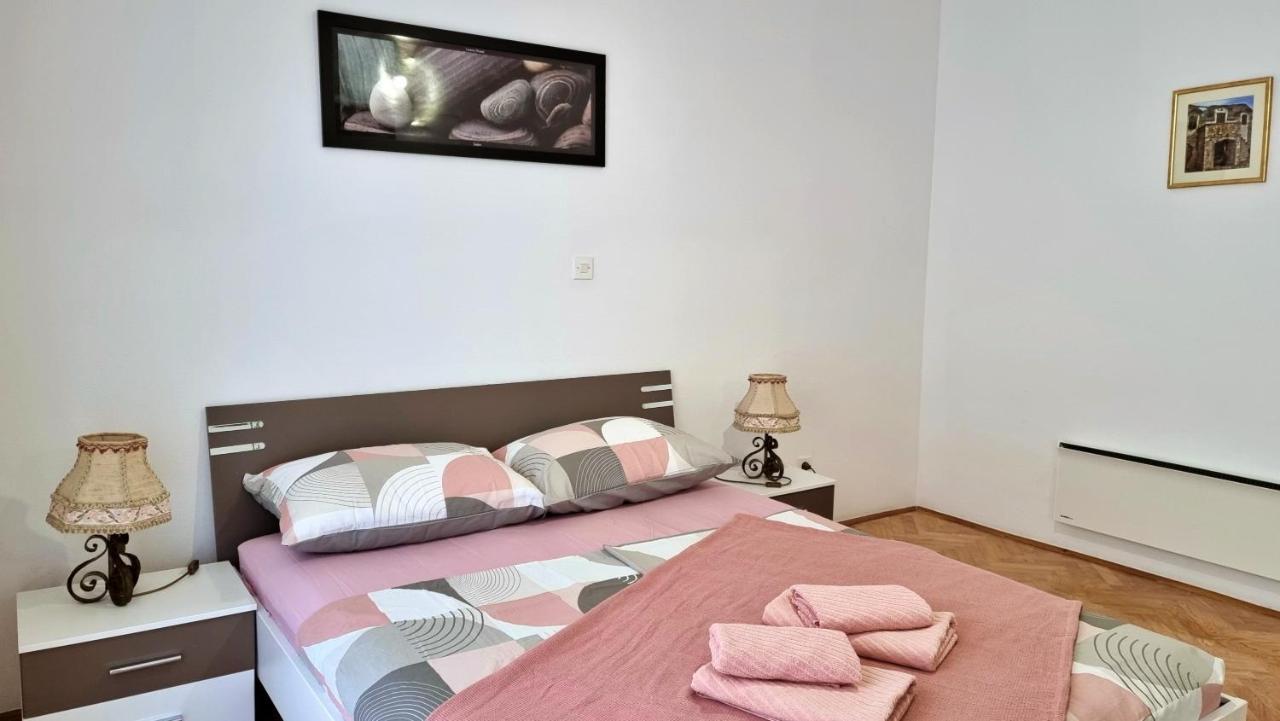 Apartment Hana Omiš Exterior foto